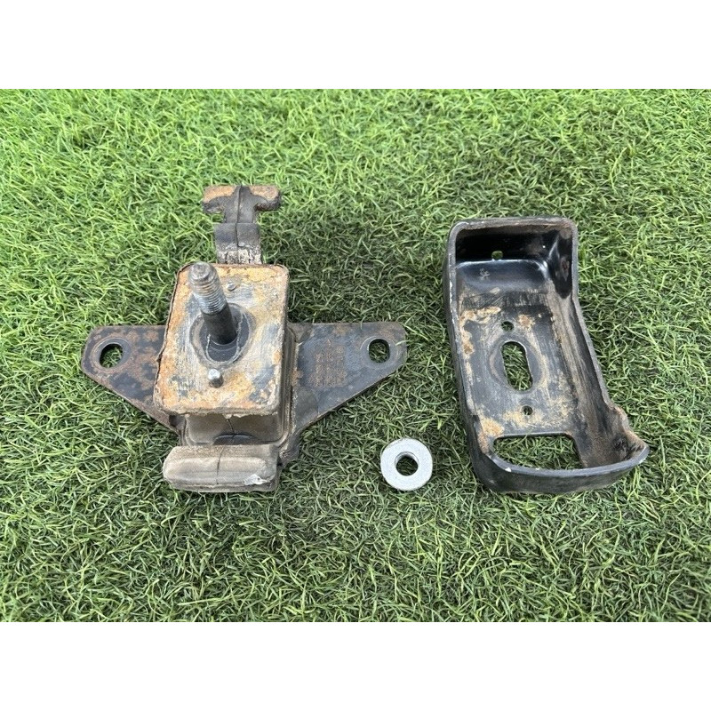 Подушка двигателя (двигатель и элементы) Volkswagen Amarok 2H 2.0 2H0199256A