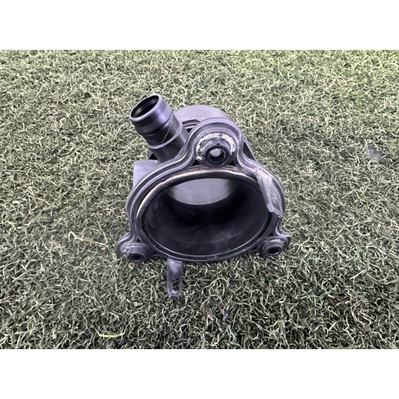Фланец дроссельной заслонки (электрика двигателя) BMW X1 F48 2018 2.0 11617619272