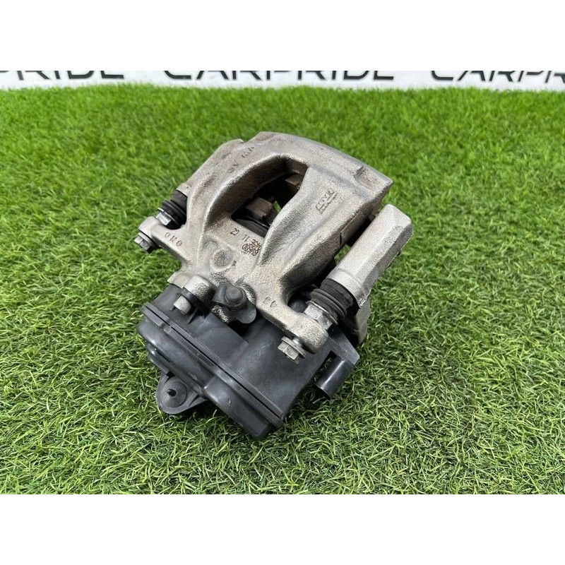 Суппорт тормозной (тормозная система) Audi A5 F5 2019 2.0 TFSI 8W0615404A