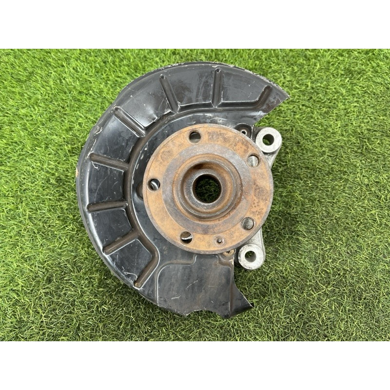 Цапфа підвіски (подвеска) Volkswagen Passat CC Not specified 3c0407258g