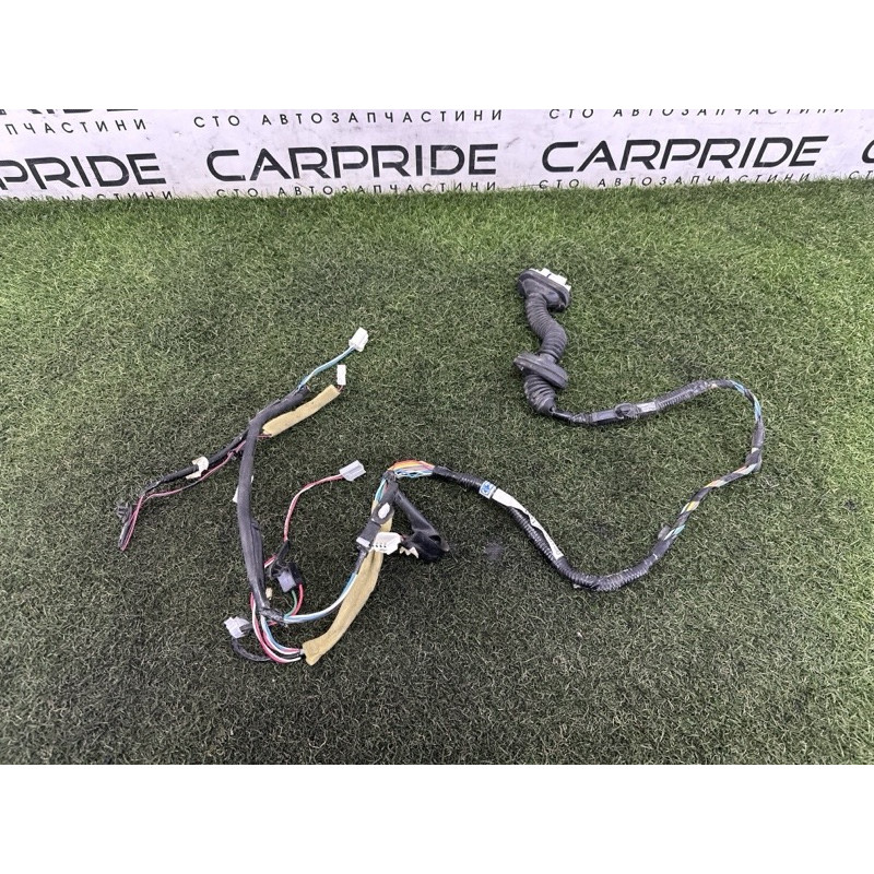 Проводка дверна (електрика) Toyota Sequoia XK60 821530c100