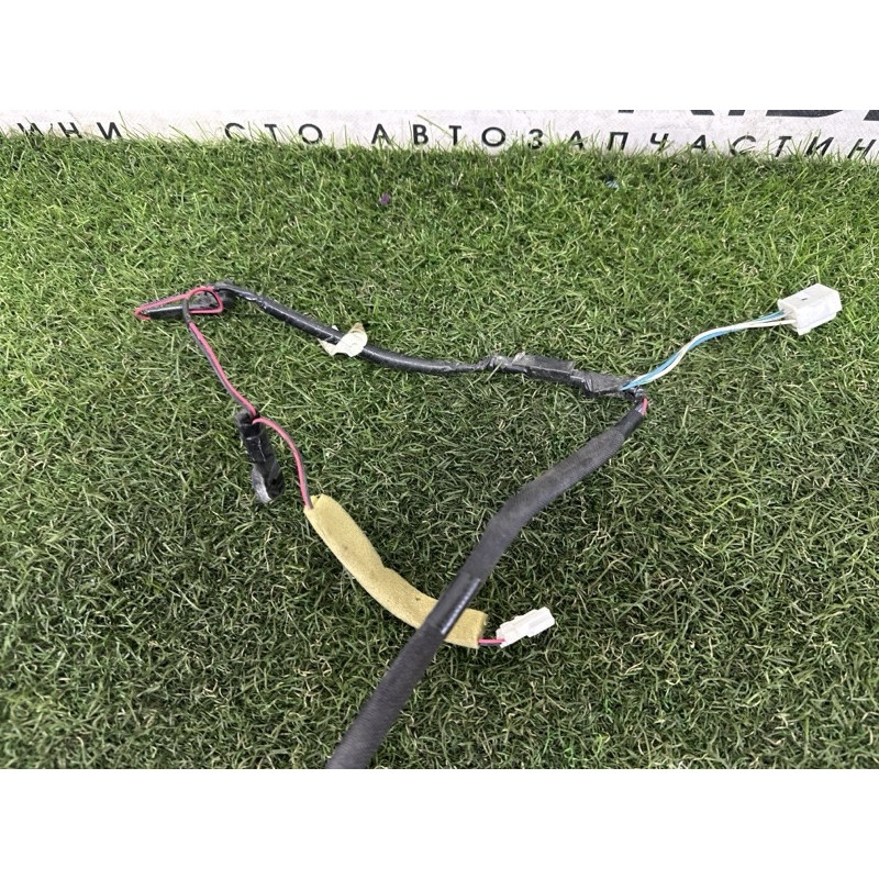 Проводка дверна (електрика) Toyota Sequoia XK60 821530c100