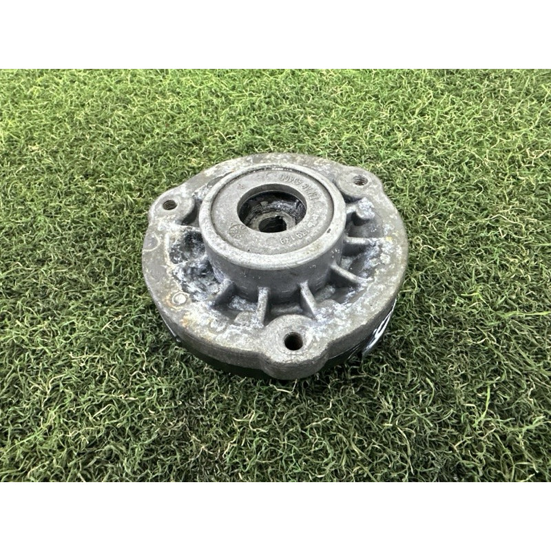 Опора стойки (подвеска) BMW X3 F25 2013 2.0 33506787178