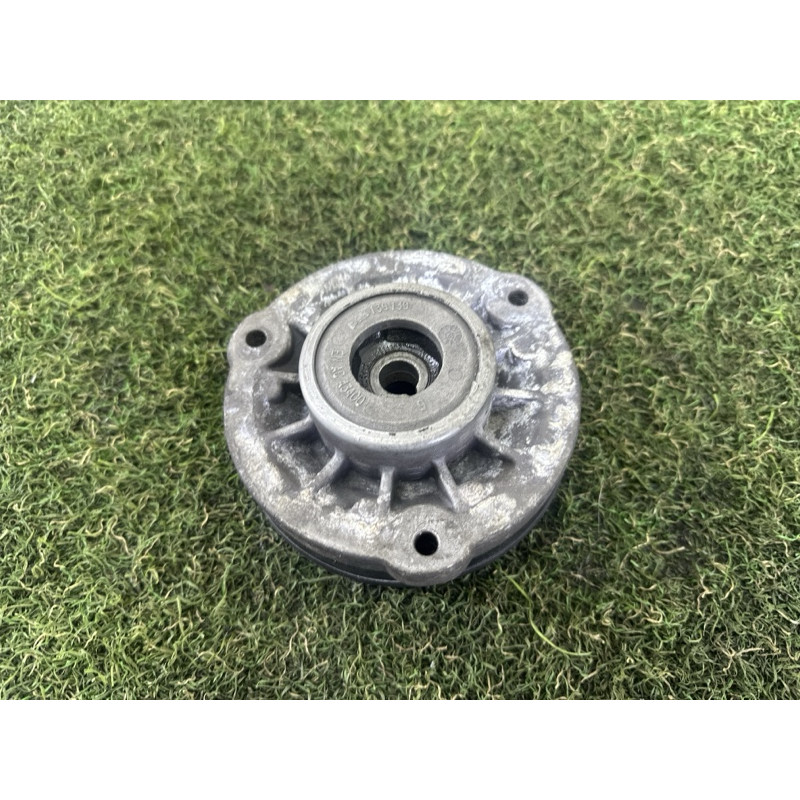 Опора стойки (подвеска) BMW X3 F25 2013 2.0 33506787178