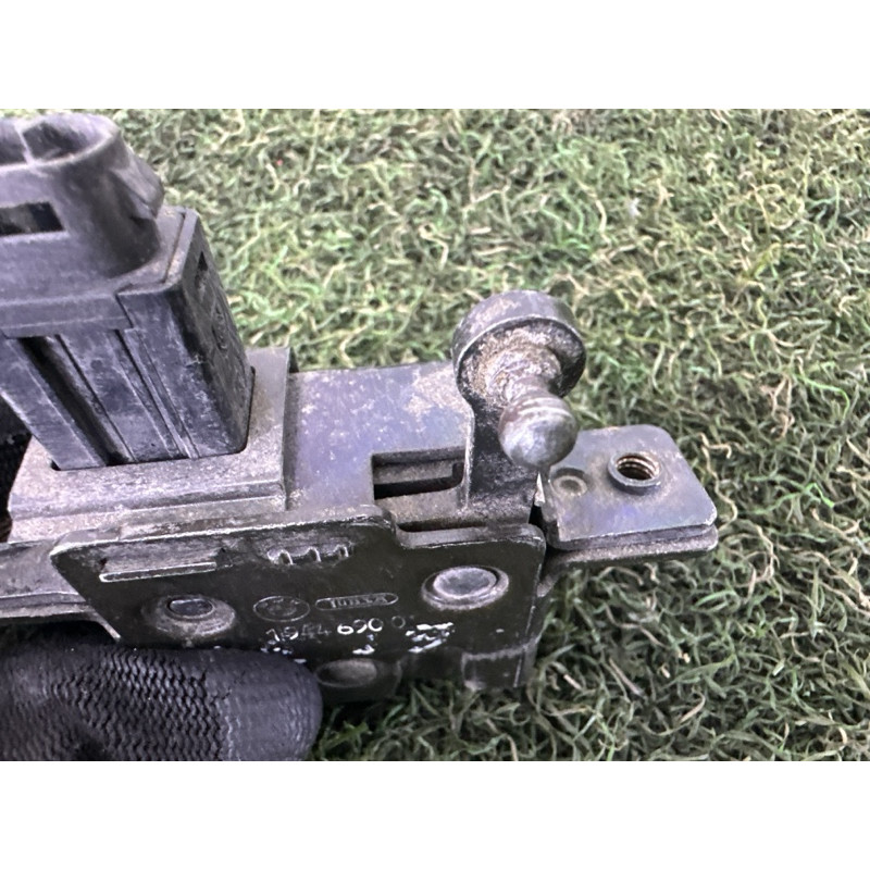 Замок багажника (кузов і елементи) BMW 5-series E34 1994 M50b20 51241944690