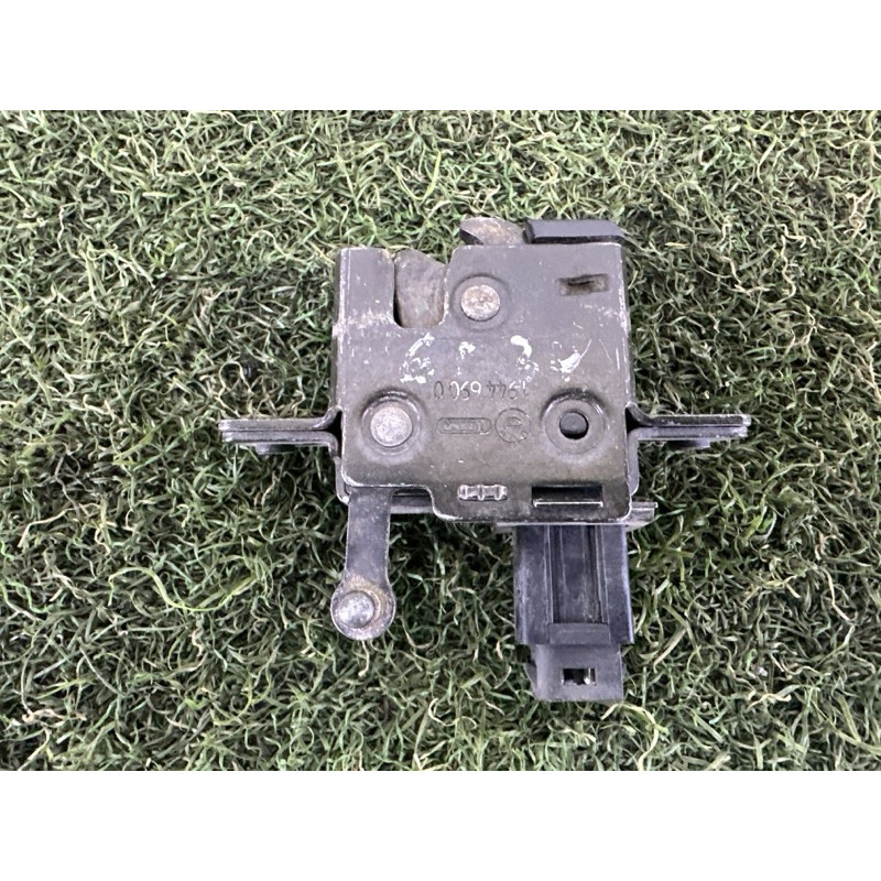 Замок багажника (кузов і елементи) BMW 5-series E34 1994 M50b20 51241944690