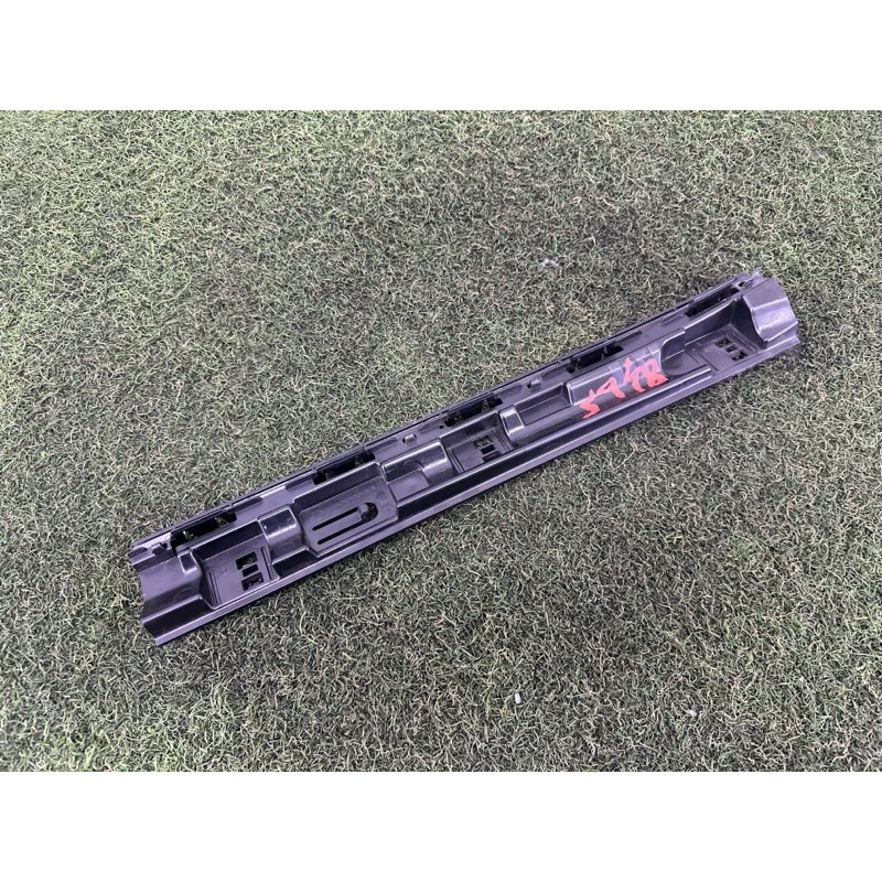 Крепление бампера (кузов и элементы) BMW X1 F48 2016 2.0 51777332330