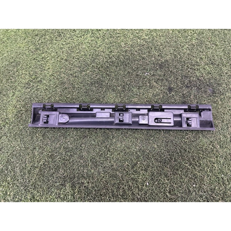 Крепление бампера (кузов и элементы) BMW X1 F48 2016 2.0 51777332330