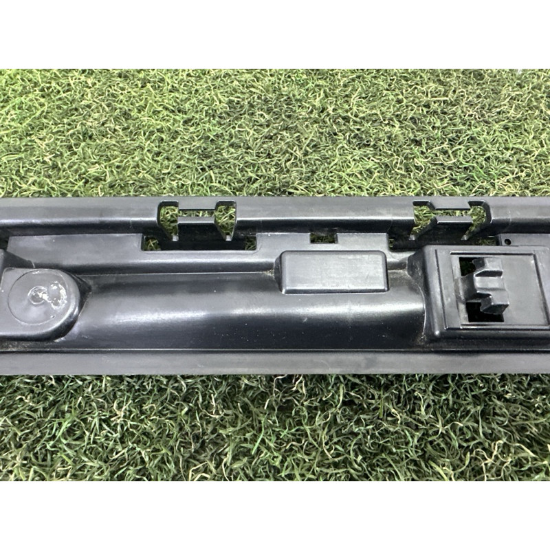 Крепление бампера (кузов и элементы) BMW X1 F48 2016 2.0 51777332330