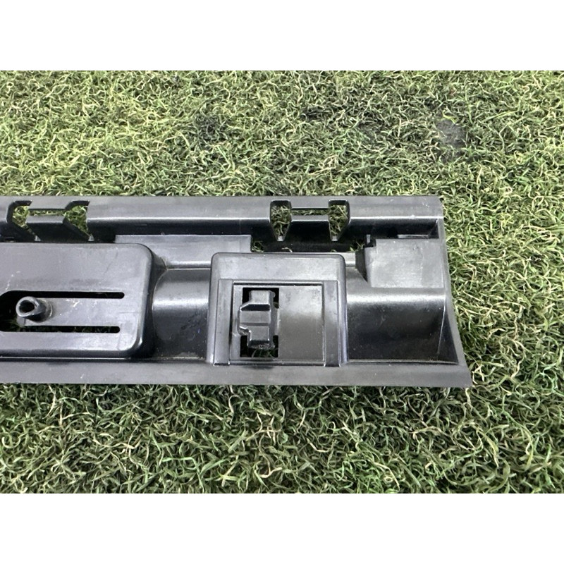 Крепление бампера (кузов и элементы) BMW X1 F48 2016 2.0 51777332330