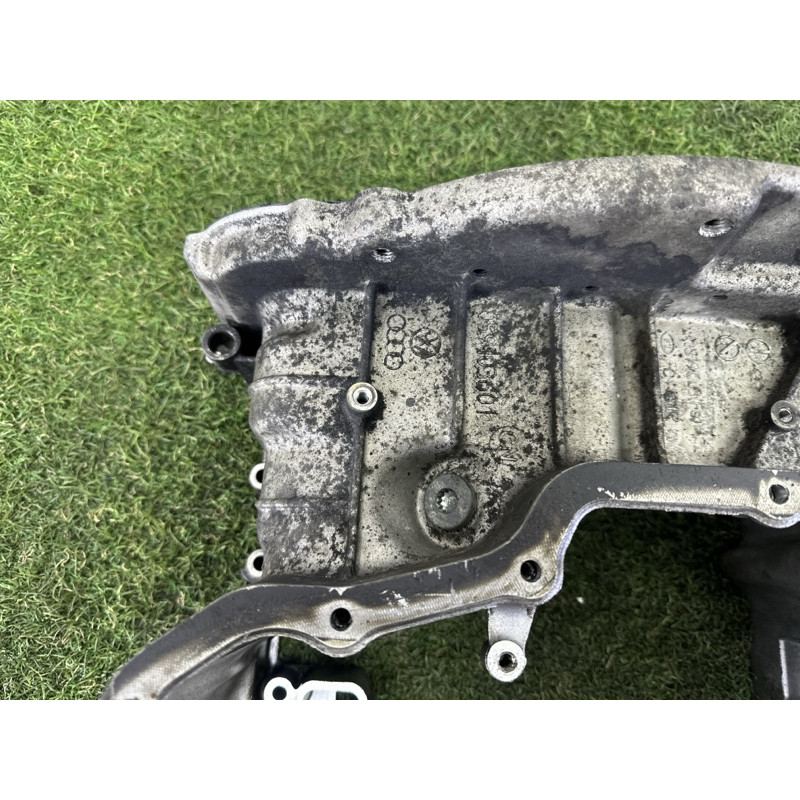 Полуподдон масляный (двигатель и элементы) AUDI Q7 4L 2015 3.0 CNRB 059103601CC