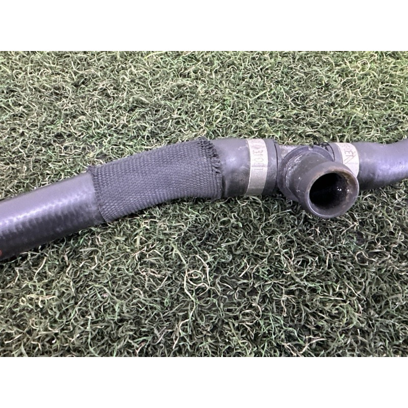 Патрубок (система охлаждения) BMW X1 F48 2016 2.0 64219250564