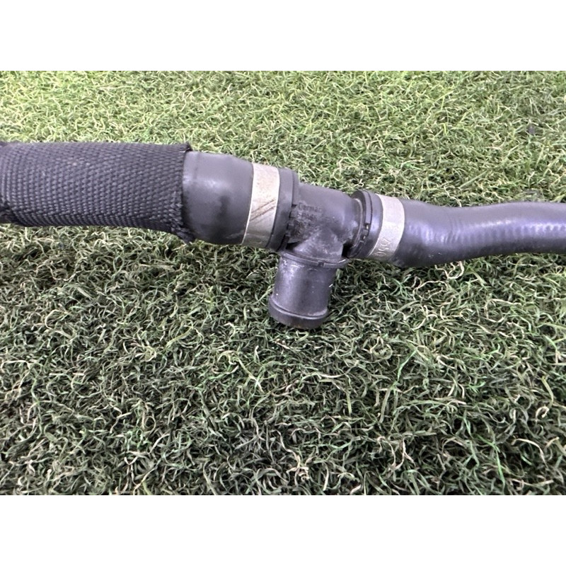 Патрубок (система охлаждения) BMW X1 F48 2016 2.0 64219250564