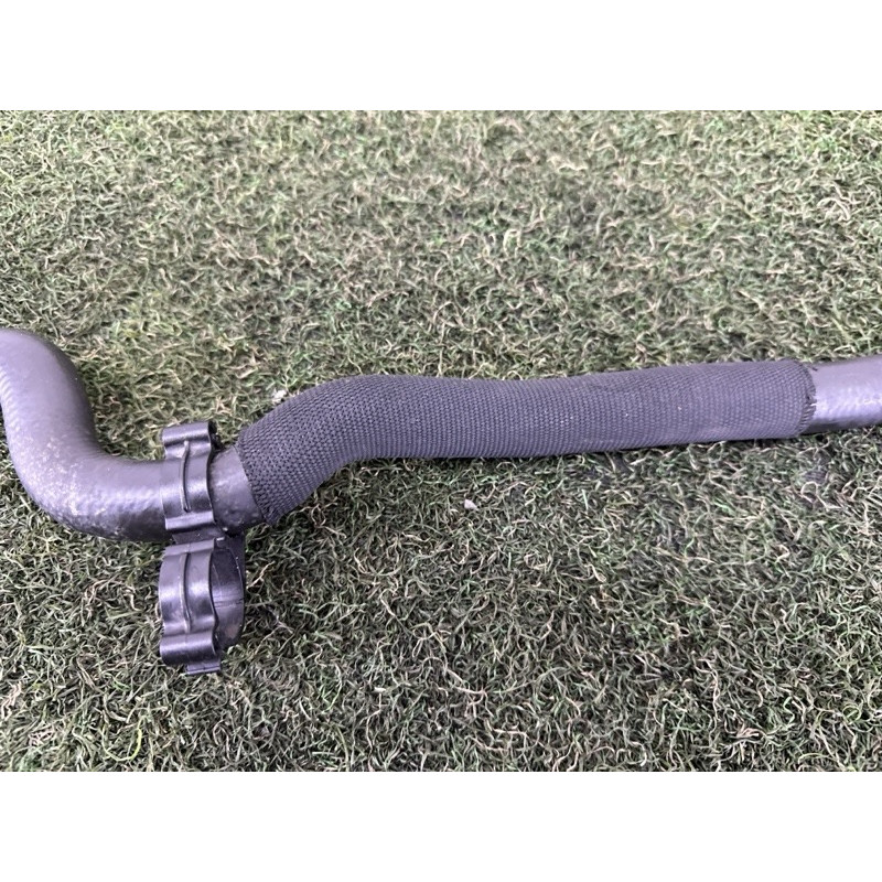 Патрубок (система охлаждения) BMW X1 F48 2016 2.0 64219250566