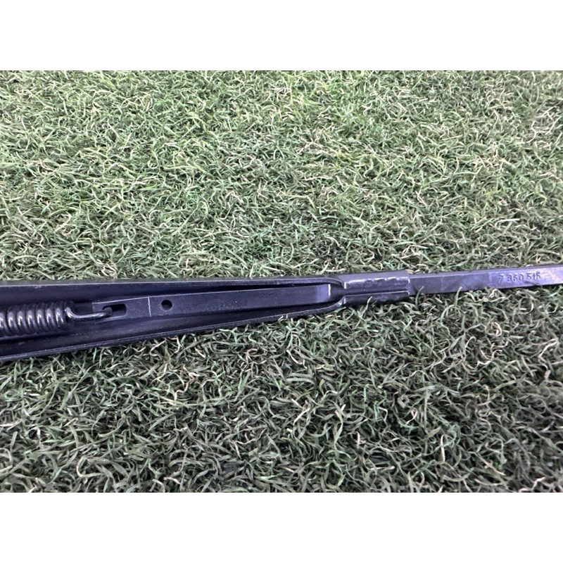 Поводок дворника (кузов и элементы) BMW X1 F48 2018 2.0 61617360515