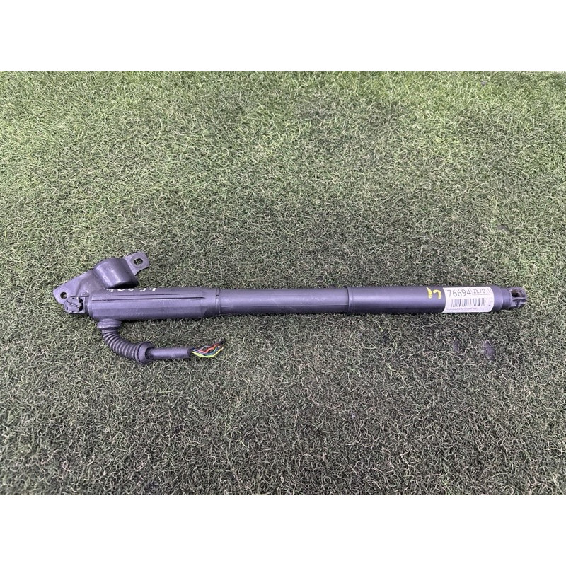Привід кришки багажника (електрика) BMW X5 E70 2012 3.0 N55 51247332695