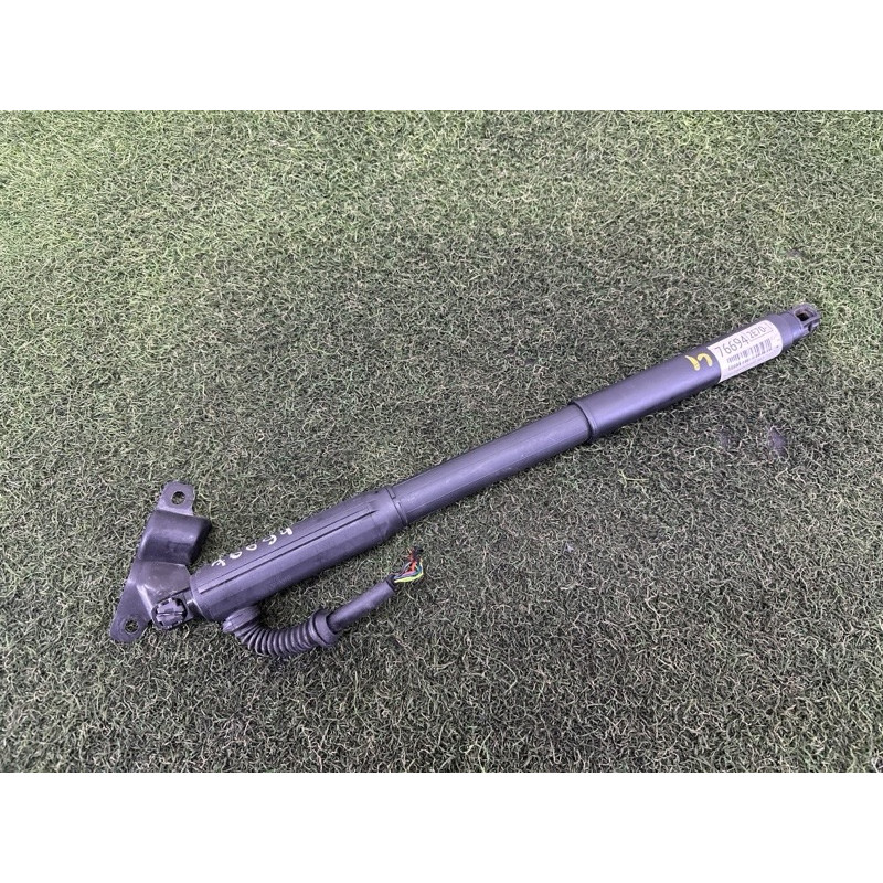 Привід кришки багажника (електрика) BMW X5 E70 2012 3.0 N55 51247332695