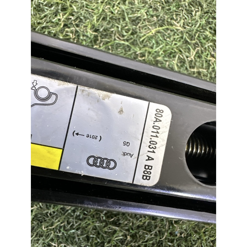 Домкрат (аксессуары) AUDI Q5 FY 2018 2.0 DAYB 80A011031A