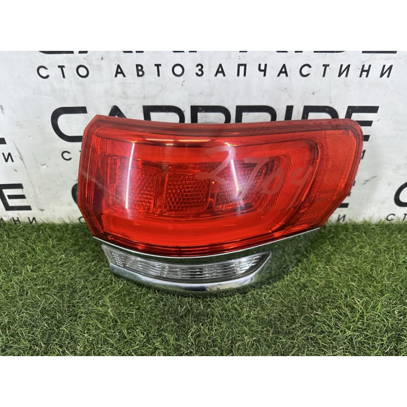 Задний фонарь (оптика) Jeep Grand Cherokee WK2 2014 5.7 HEMi 68110016AC