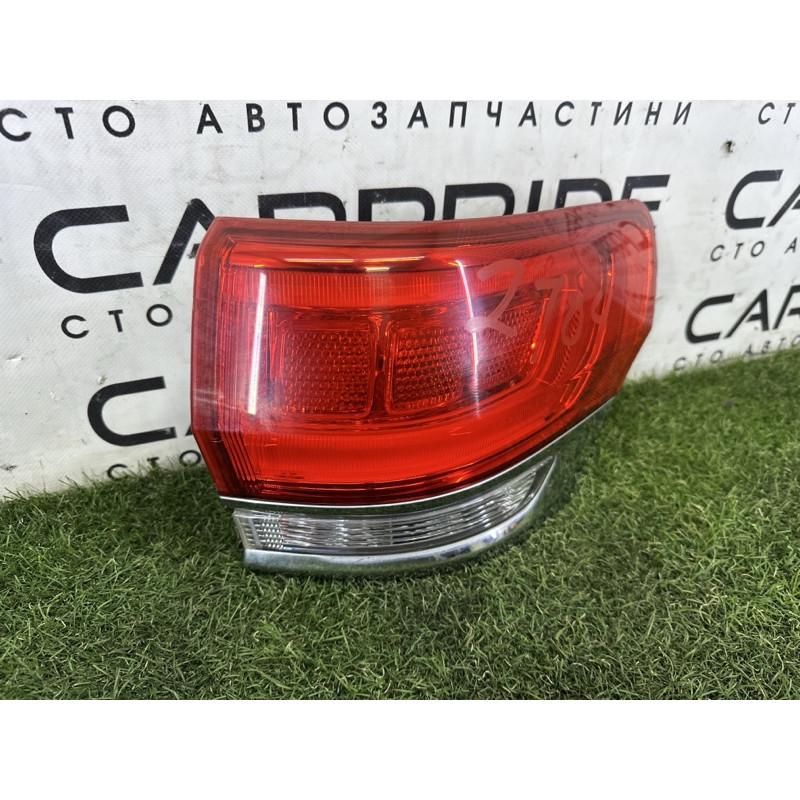 Задний фонарь (оптика) Jeep Grand Cherokee WK2 2014 5.7 HEMi 68110016AC