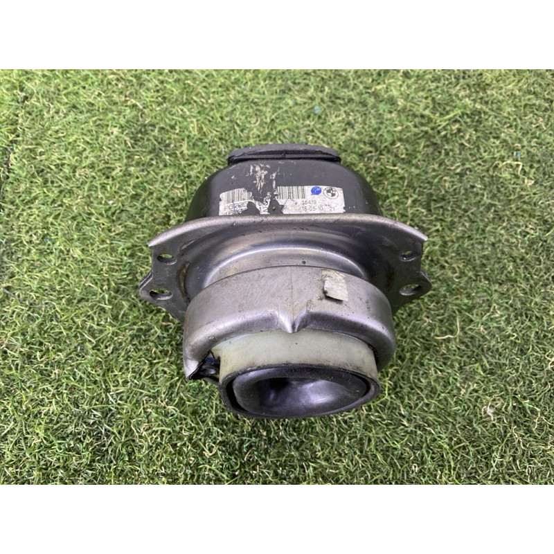 Подушка двигуна (двигун та елементи) BMW X5 E70 2011 3.0 22116865145