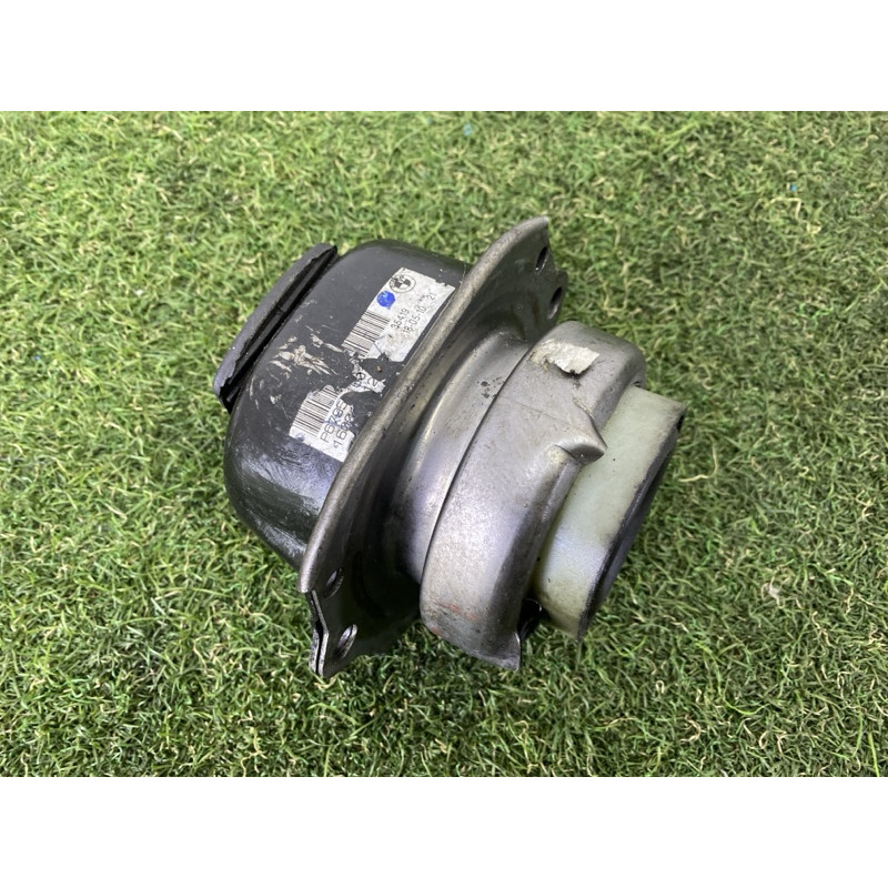 Подушка двигуна (двигун та елементи) BMW X5 E70 2011 3.0 22116865145