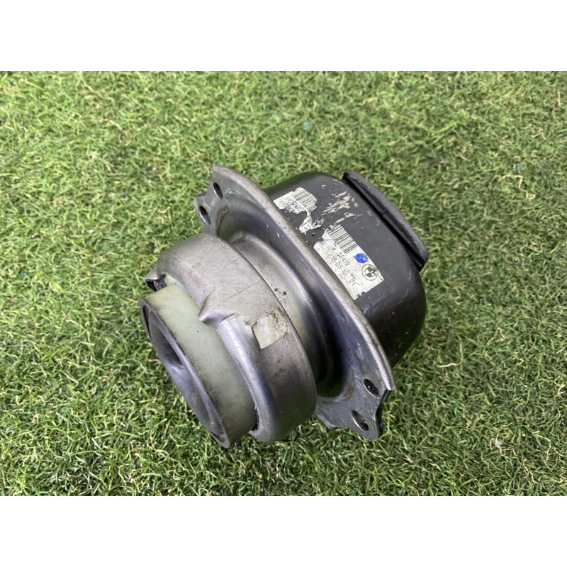 Подушка двигуна (двигун та елементи) BMW X5 E70 2011 3.0 22116865145