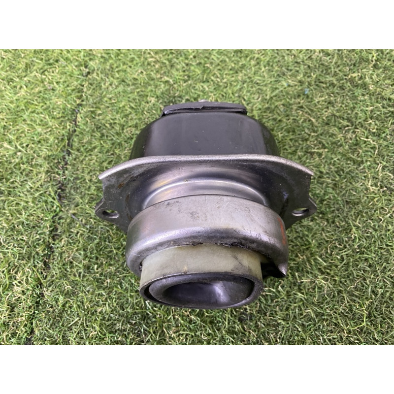 Подушка двигуна (двигун та елементи) BMW X5 E70 2011 3.0 22116865145