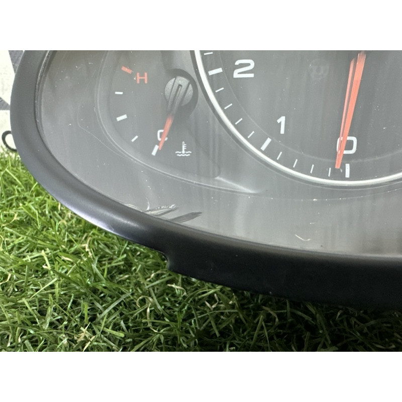 Панель приборов (салон) AUDI Q5 8R 2012 3.2 8R0920981G