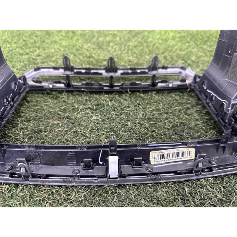 Центральний дефлектор салону (салон) KIA Sorento UM 2019 3.3 84740C6200MEC