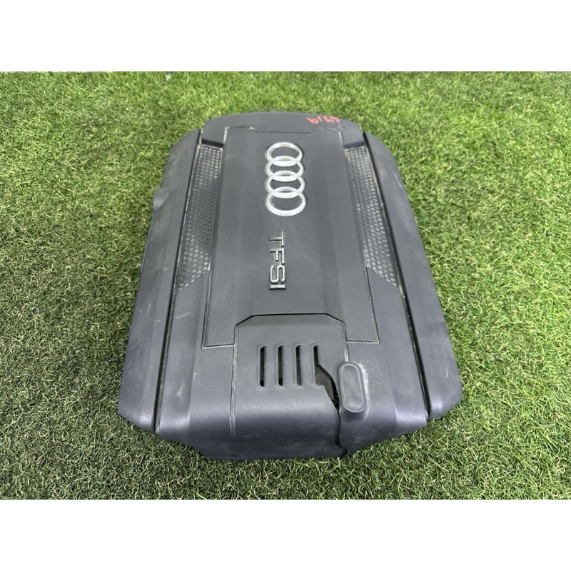 Декоративна кришка двигуна (двигун та елементи) AUDI A3 8V 2015 1.8 06K103925K