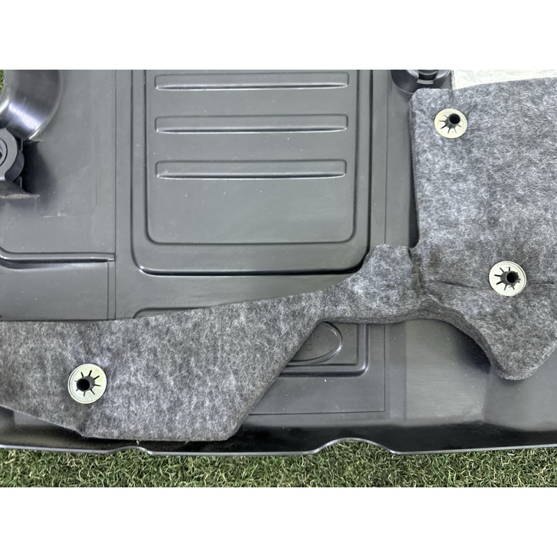 Декоративна кришка двигуна (двигун та елементи) LAND ROVER Range Rover Velar L560 2018 2.0 LR091892