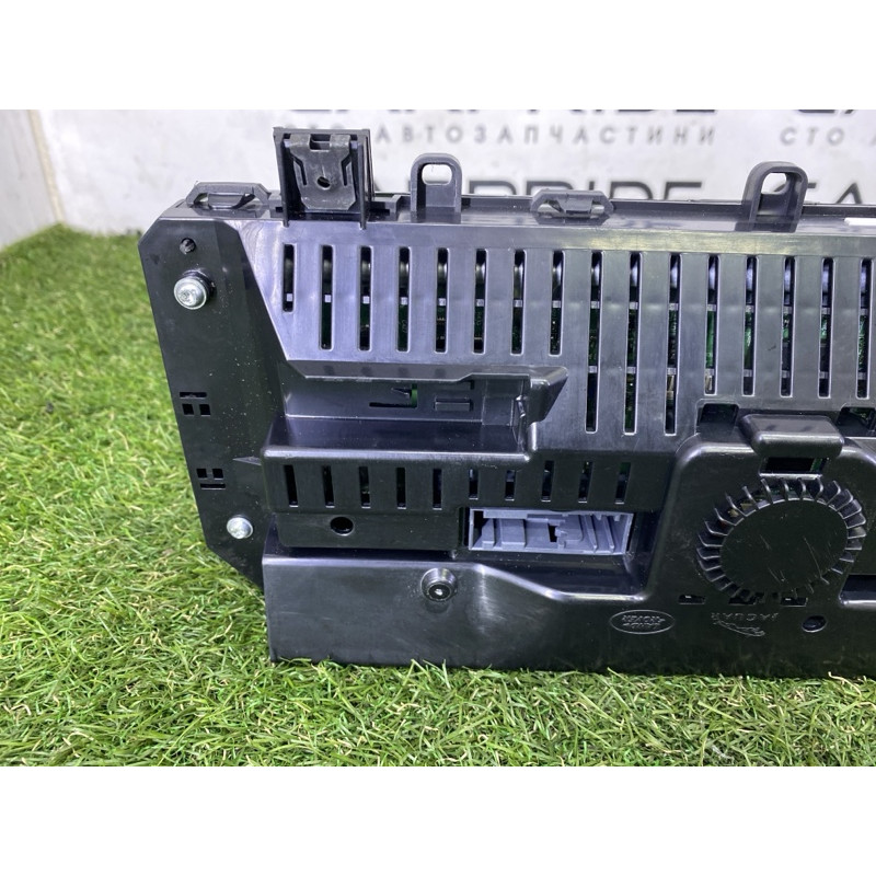 Панель приборов (салон) LAND ROVER Range Rover L405 2014 5.0 LR069049
