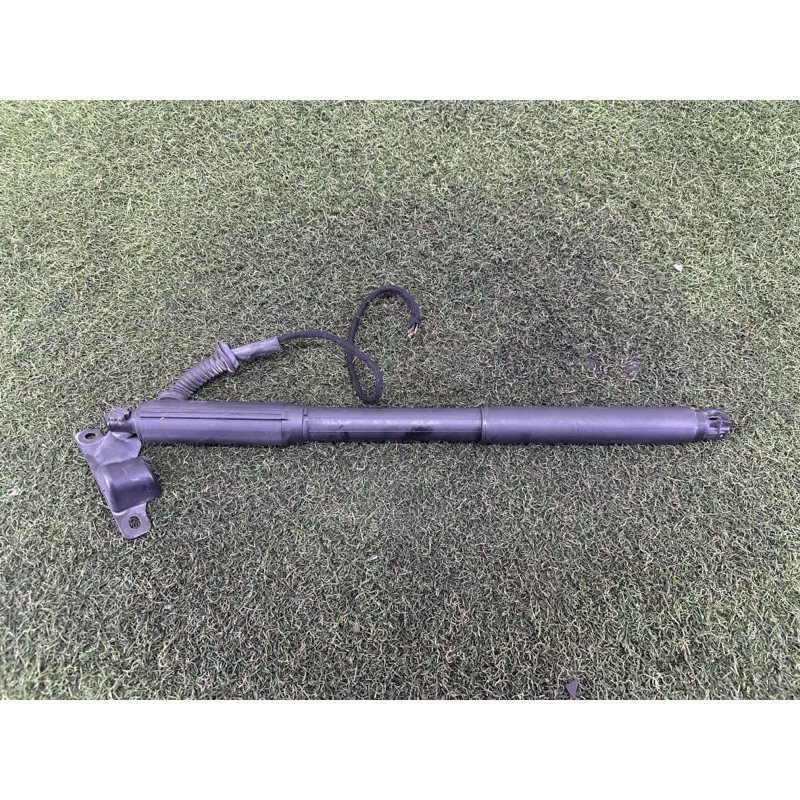 Привід кришки багажника (електрика) BMW X5 E70 2012 4.4 51247332696