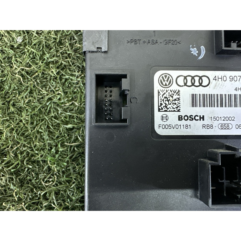 Блок комфорта (электрика / блоки управления) Volkswagen Touareg NF 2012 3.0 4H0907063BD