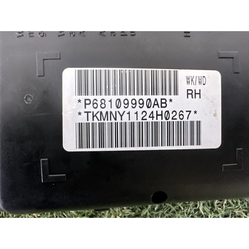 Airbag сидения (airbag / безопасность) Jeep Grand Cherokee WK2 2014 5.7 HEMi 68109990AB