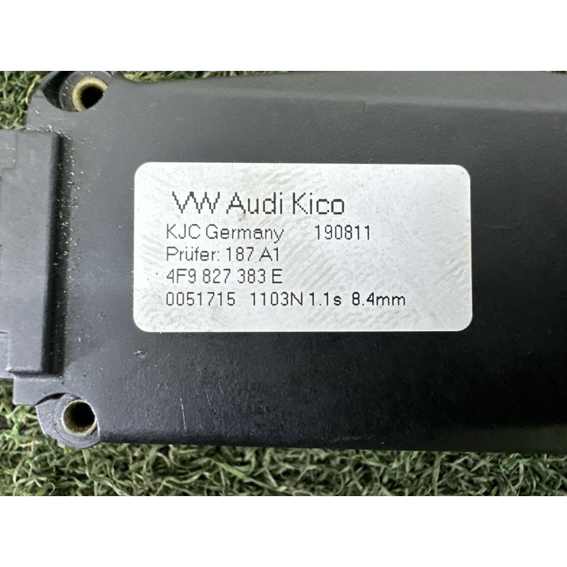 Привод двери багажника (электрика) AUDI Q5 8R 2012 3.2 4F9827383E