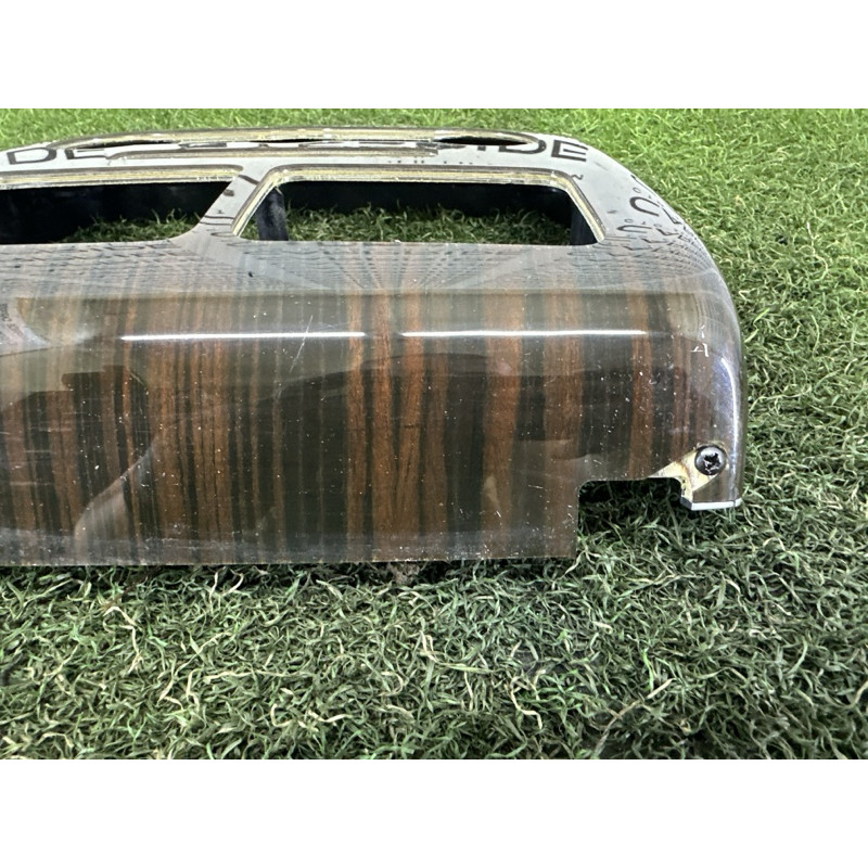 Декоративная накладка центральной консоли (салон) LAND ROVER Range Rover L405 2014 5.0 LR052219