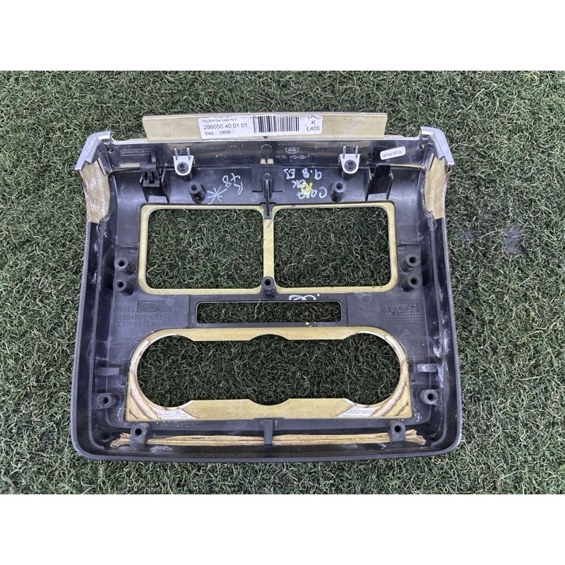 Декоративная накладка центральной консоли (салон) LAND ROVER Range Rover L405 2014 5.0 LR052219