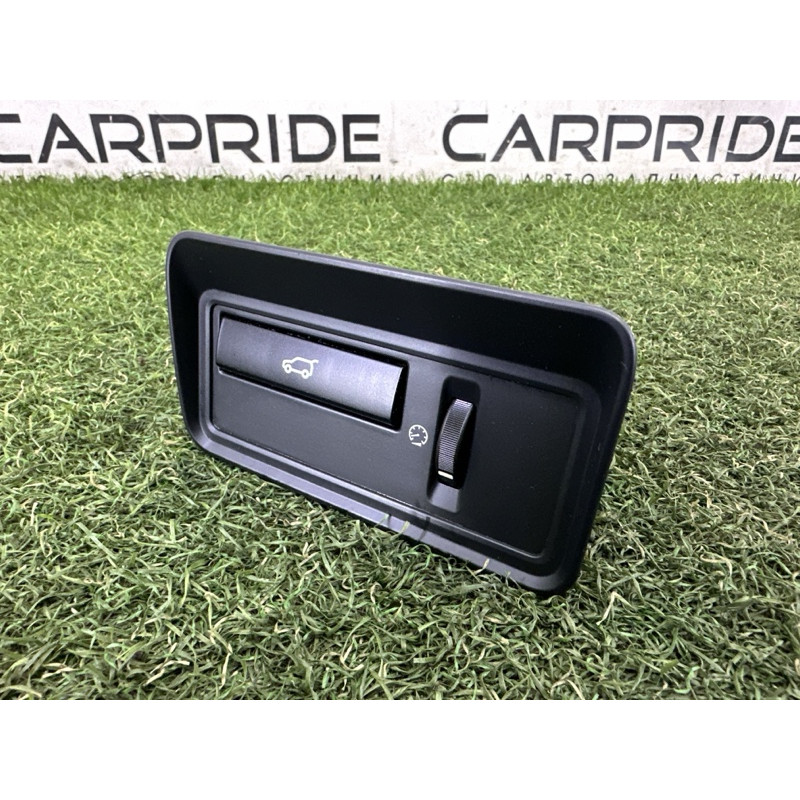 Кнопка открывания крышки багажника (электрика / кнопки) LAND ROVER Range Rover L405 2014 5.0 LR038676
