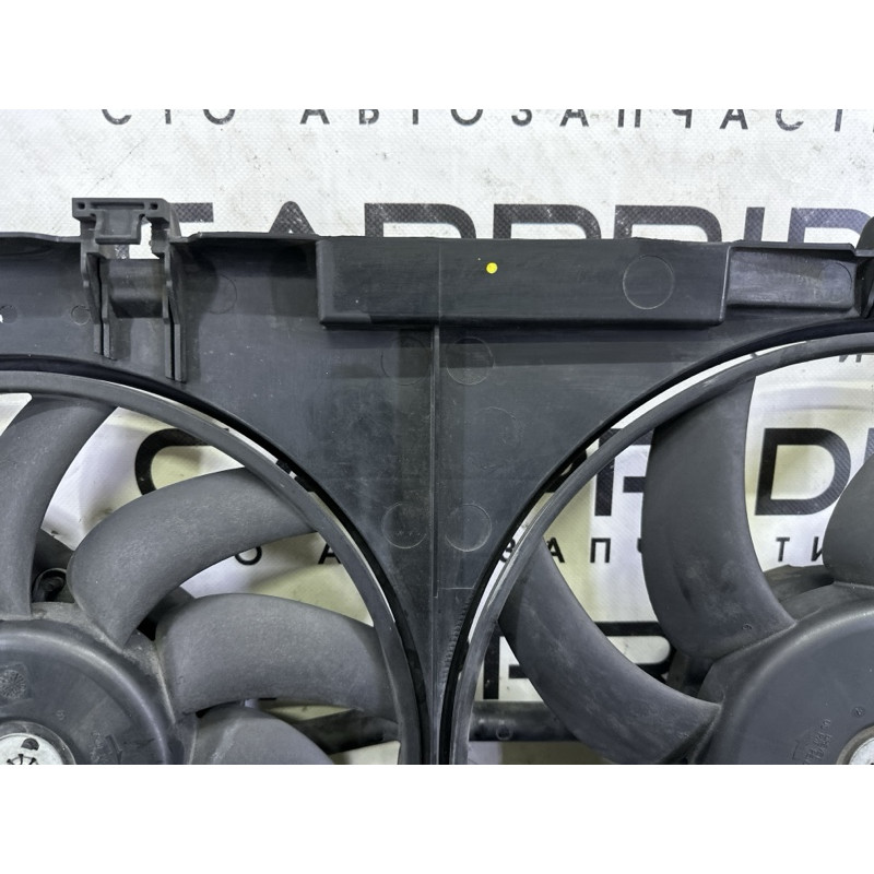 Вентилятор охолодження радіатора (система охолодження) AUDI Q5 8R 2012 3.2 8K0121207A