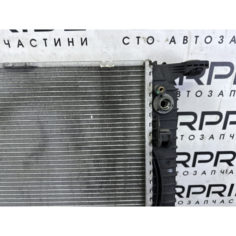 Радиатор охлаждения (система охлаждения) AUDI Q5 8R 2012 3.2 8K0121251AA