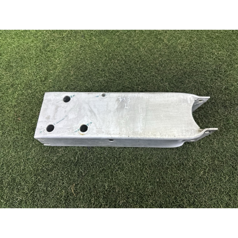 Кронштейн посилювача бампера (скло та дзеркала) BMW X3 F25 2013 2.0 51647274659