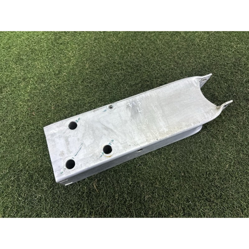 Кронштейн посилювача бампера (скло та дзеркала) BMW X3 F25 2013 2.0 51647274659