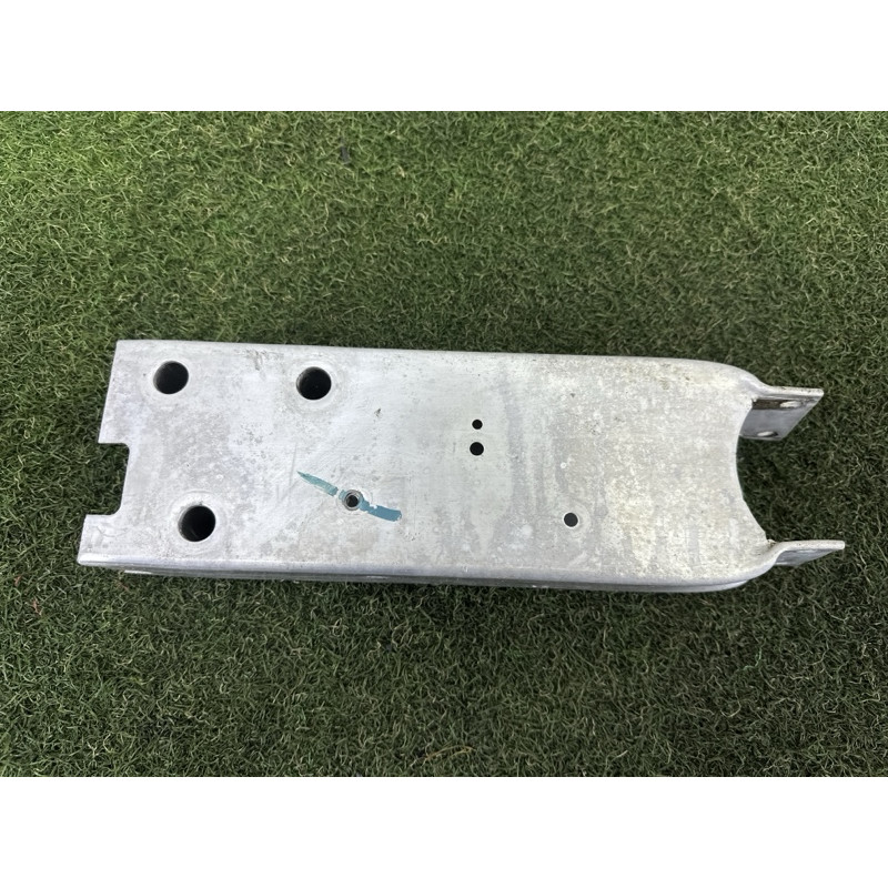 Кронштейн посилювача бампера (скло та дзеркала) BMW X3 F25 2013 2.0 51647274659