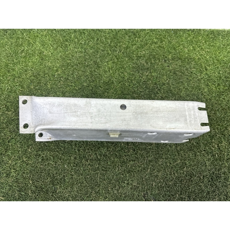 Кронштейн посилювача бампера (скло та дзеркала) BMW X3 F25 2013 2.0 51647274660