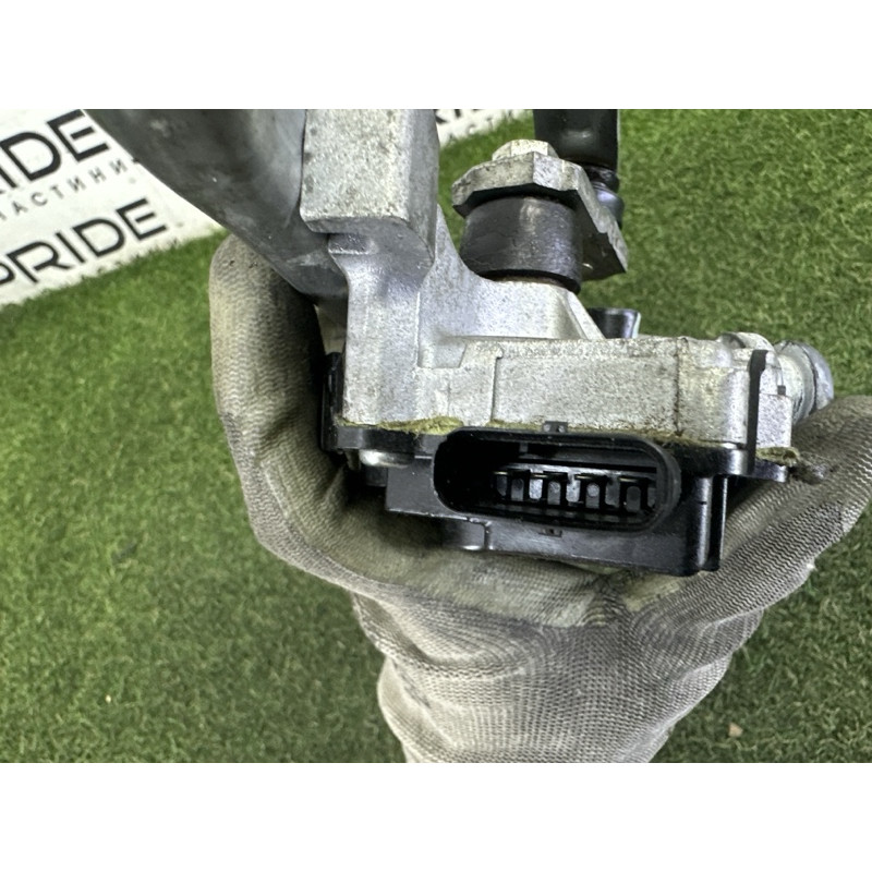 Трапеция дворников (кузов и элементы) BMW X5 F15 2015 3.0 61617292653
