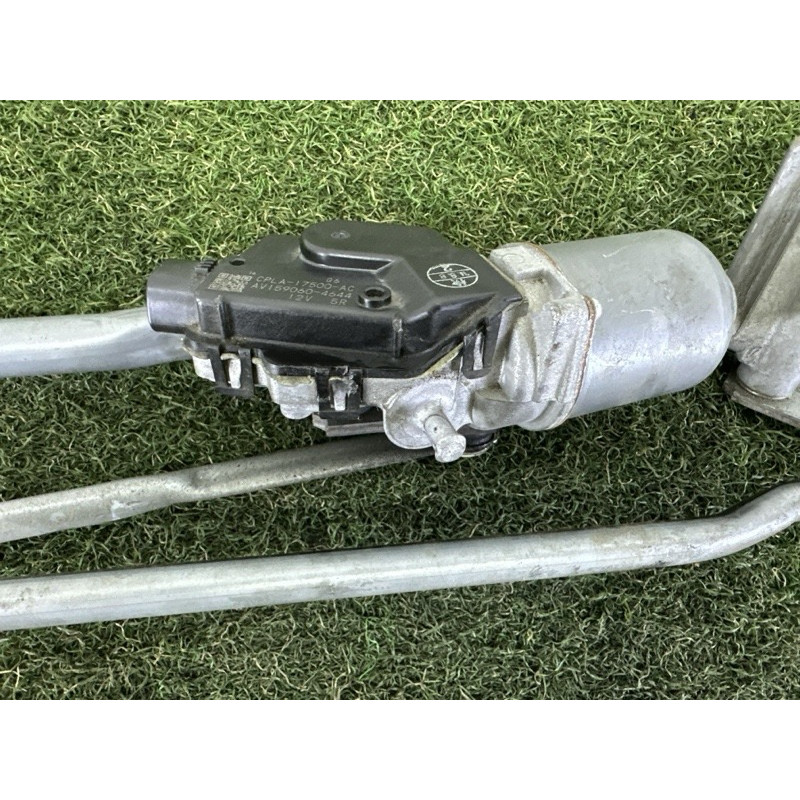 Трапеция дворников (кузов и элементы) LAND ROVER Range Rover L405 2014 5.0 LR033035