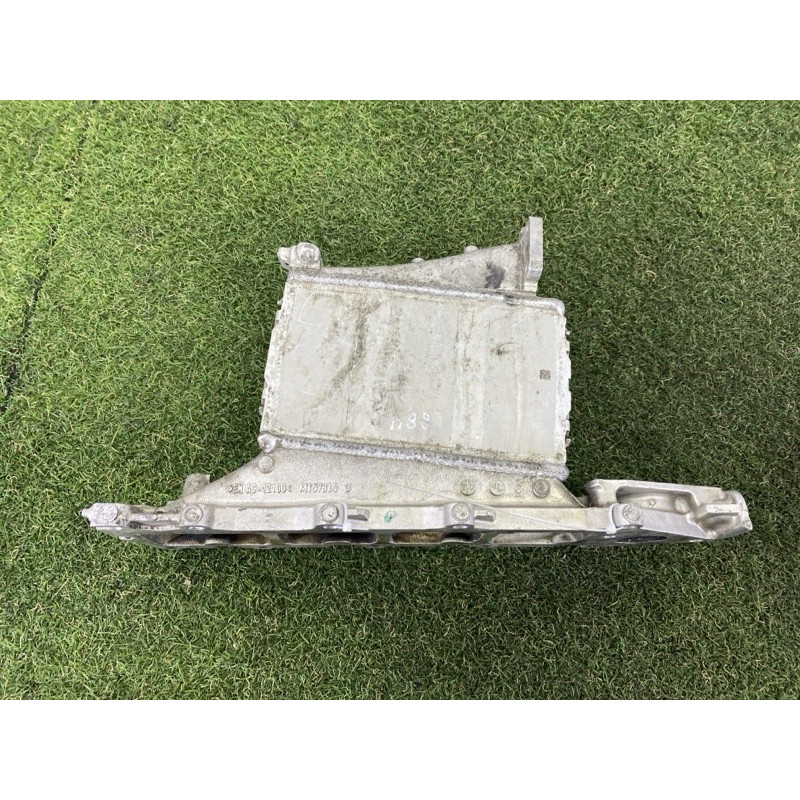 Впускний колектор (подача палива) Volkswagen Passat B8 2016 2.0 tdi 04L129711AB