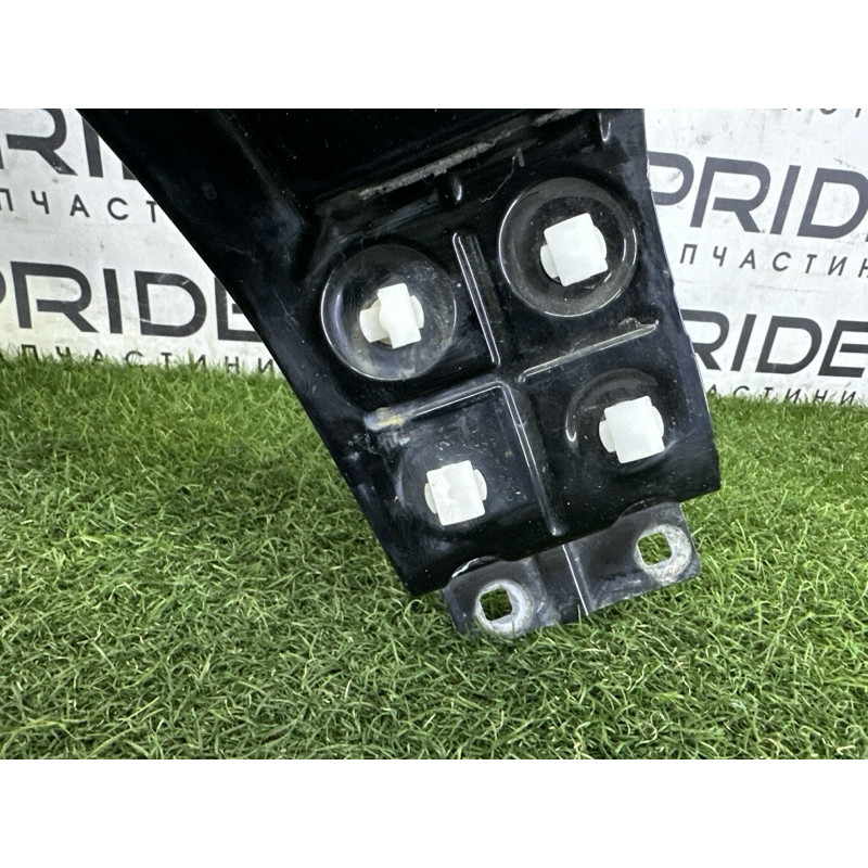 Крыло (наружные элементы кузова) Volkswagen Touareg NF 2012 3.0 7P6821105E